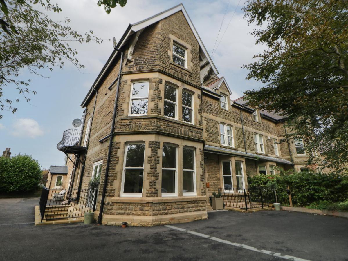 Netherdale House Buxton  Exterior photo
